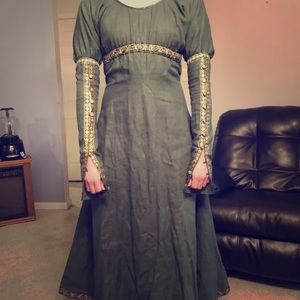 LARP Cosplay medieval renaissance festival dress